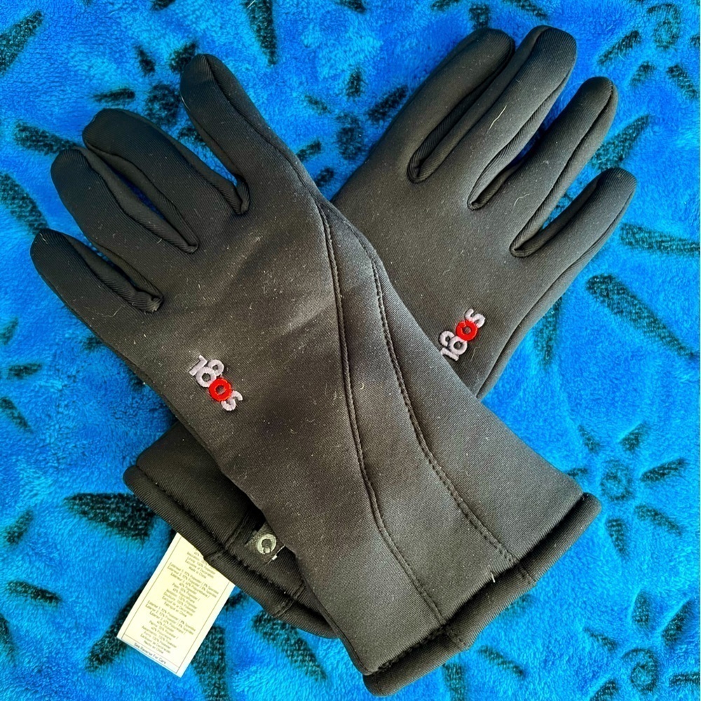 180s Black Gloves